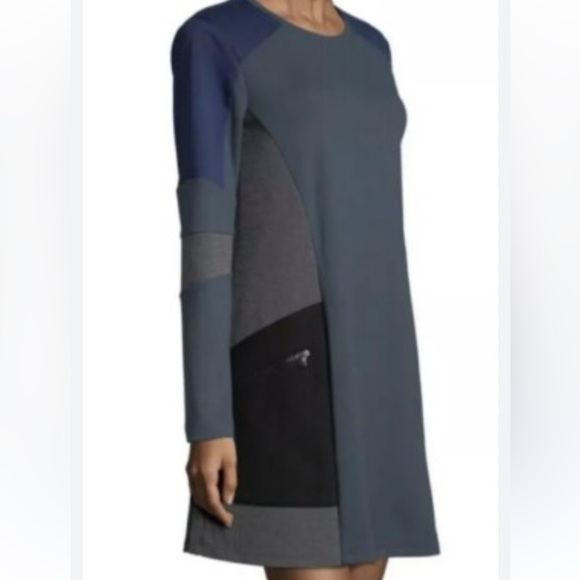 Color Blocking Dress - Picture 2 of 5